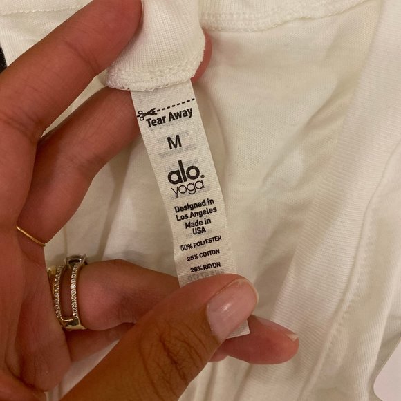 NWT Alo Yoga Vibration Tank, White - Picture 6 of 7